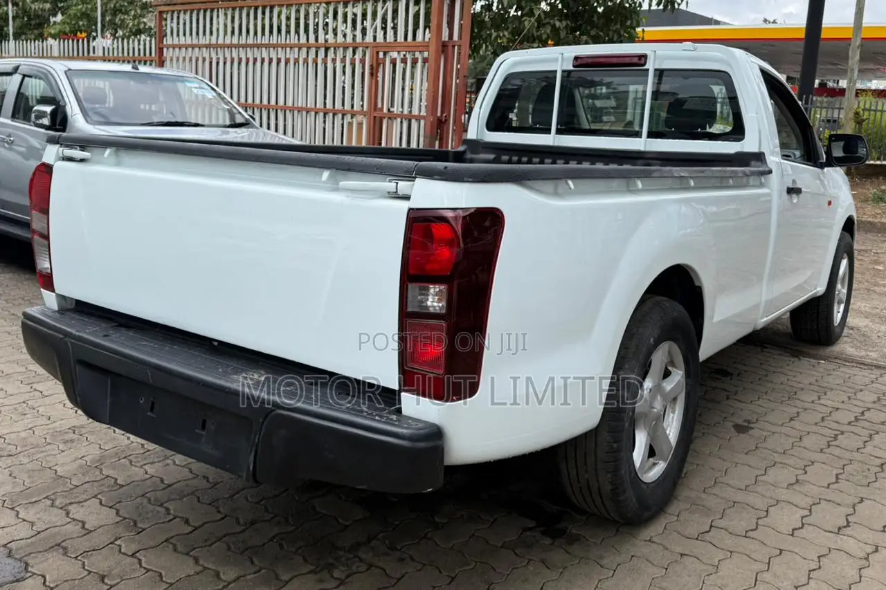 Isuzu D-MAX 2019 White