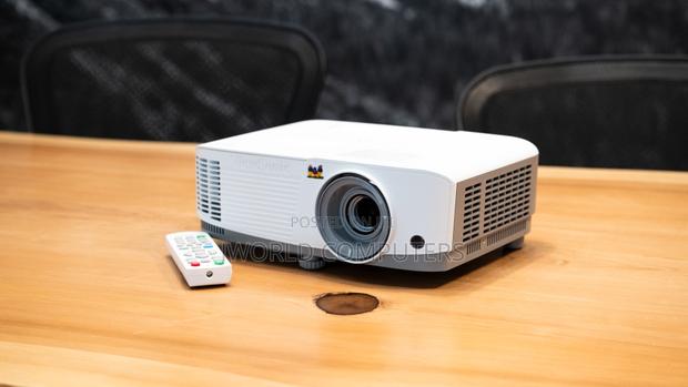 Viewsonic Pa503w DLP Projector 3800 Ansi Lumens