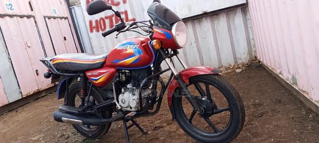 Bajaj Boxer 150 UG 2024 Red