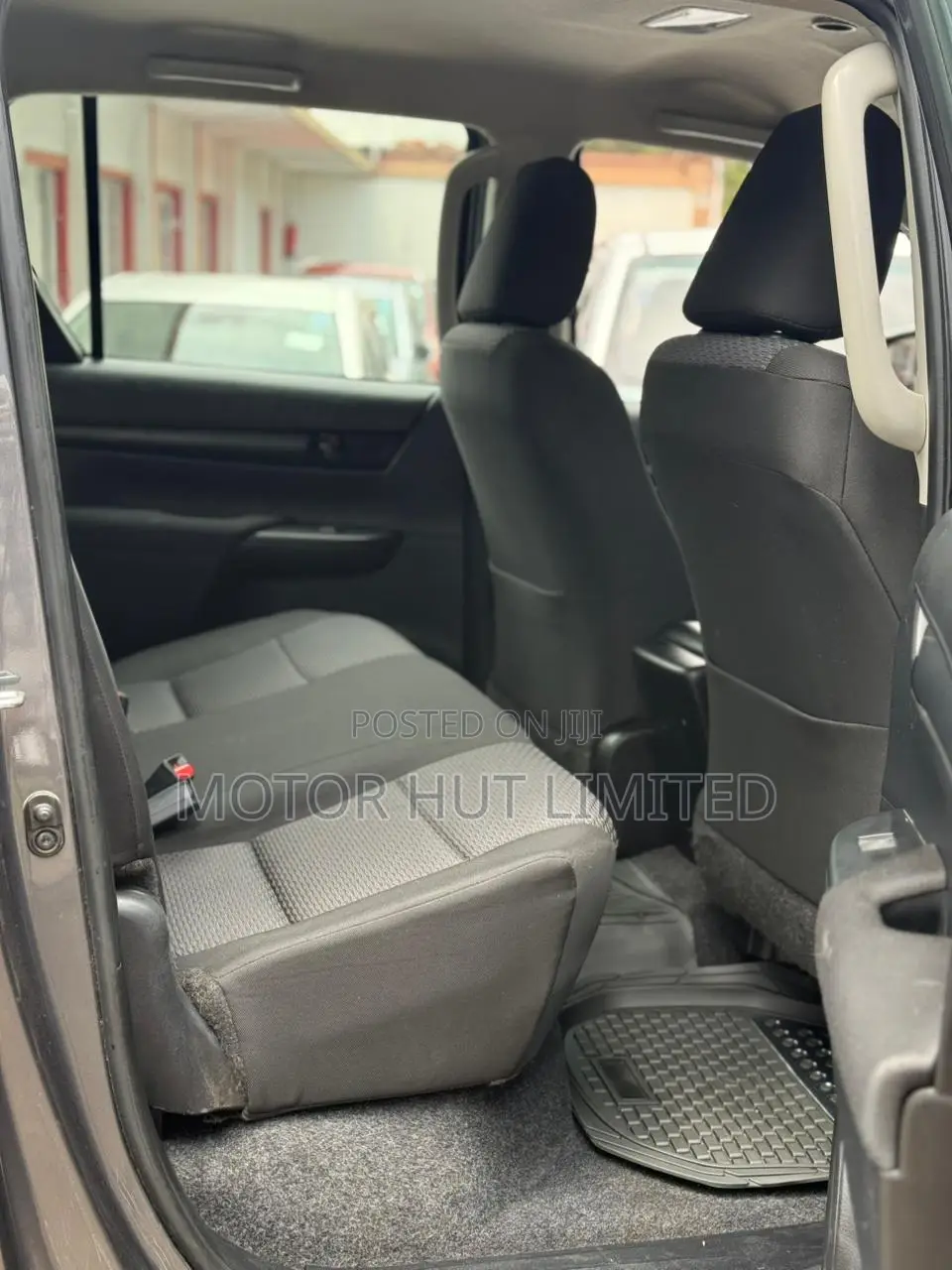 Toyota Hilux Revo Double Cab Deisel 2.4 AWD 2019 Gray