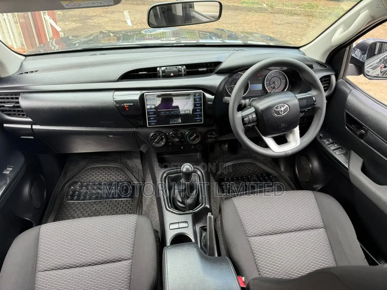 Toyota Hilux Revo Double Cab Deisel 2.4 AWD 2019 Gray
