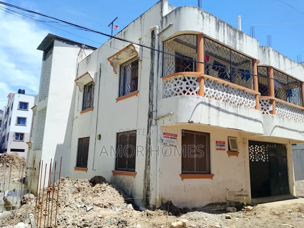 8bdrm Apartment in Bamburi Lake-View, Mtambo for sale