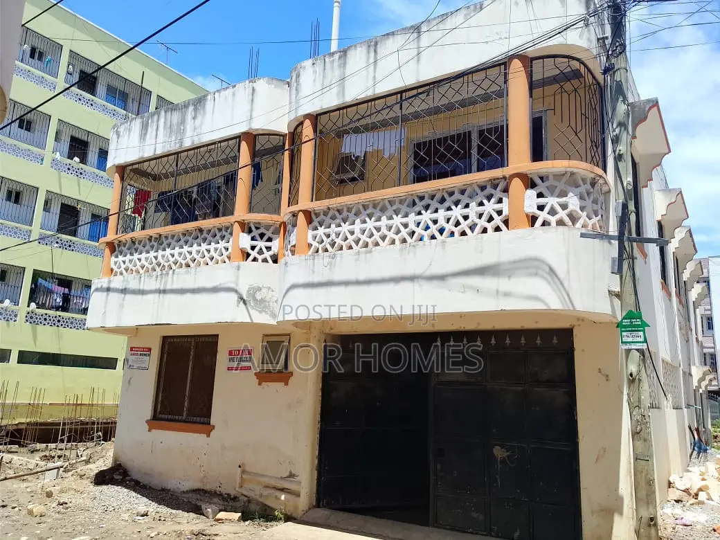 8bdrm Apartment in Bamburi Lake-View, Mtambo for sale