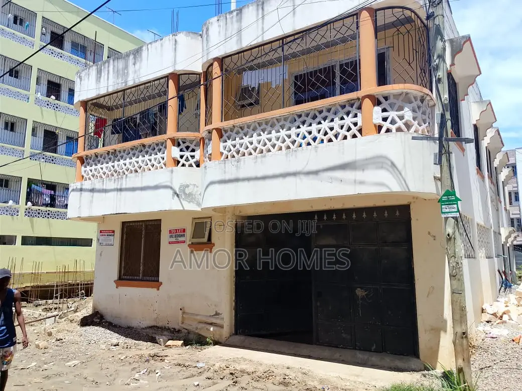 8bdrm Apartment in Bamburi Lake-View, Mtambo for sale