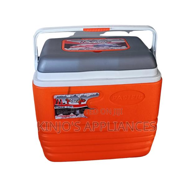 Pacific 4.5 Litres Cooler Box
