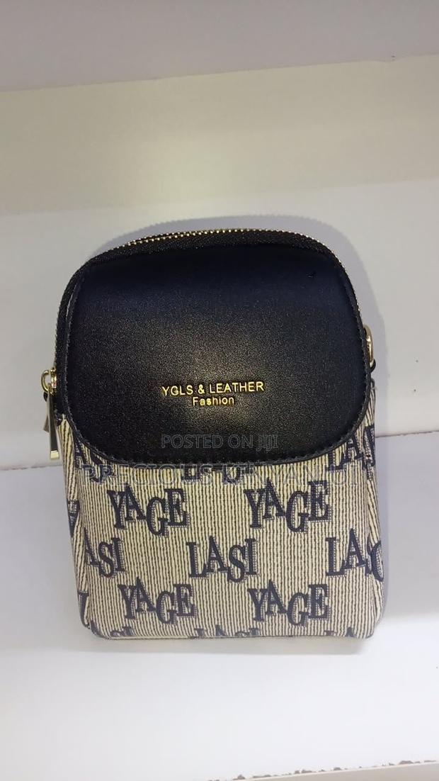 Elegant Small Crossbody Bag - thumbnail 2