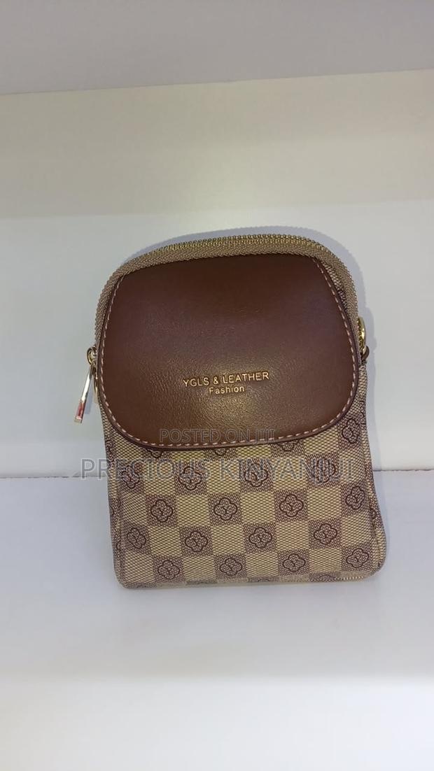 Elegant Small Crossbody Bag - thumbnail 6