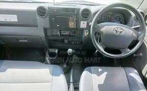 Toyota Land Cruiser 2020 White