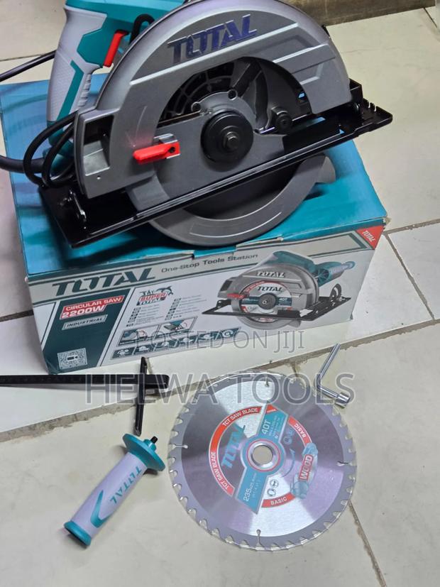 Circular Saw 2200 W