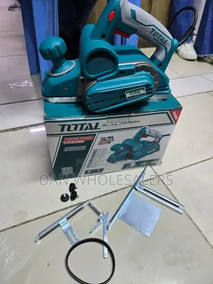 Heavy Duty Total Electric Planer 1050 Watts