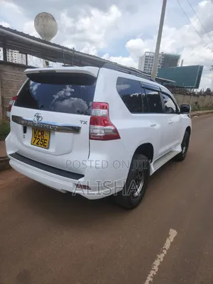 Toyota Land Cruiser Prado 2011 White