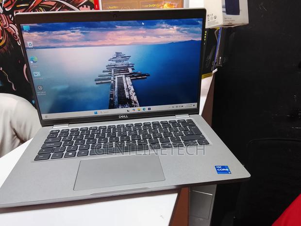 Laptop Dell Latitude 5420 16GB Intel Core i7 SSD 256GB - thumbnail 3
