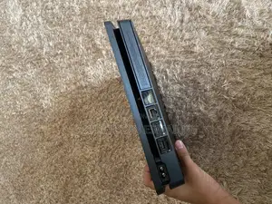 Play Station 4 Slim With Controller