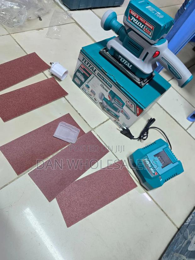 Total Cordless Finishing Sander