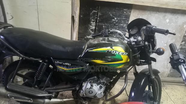 Bajaj Boxer 150 UG 2023 - main view