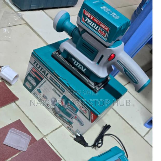 Total Cordless Finishing Sander