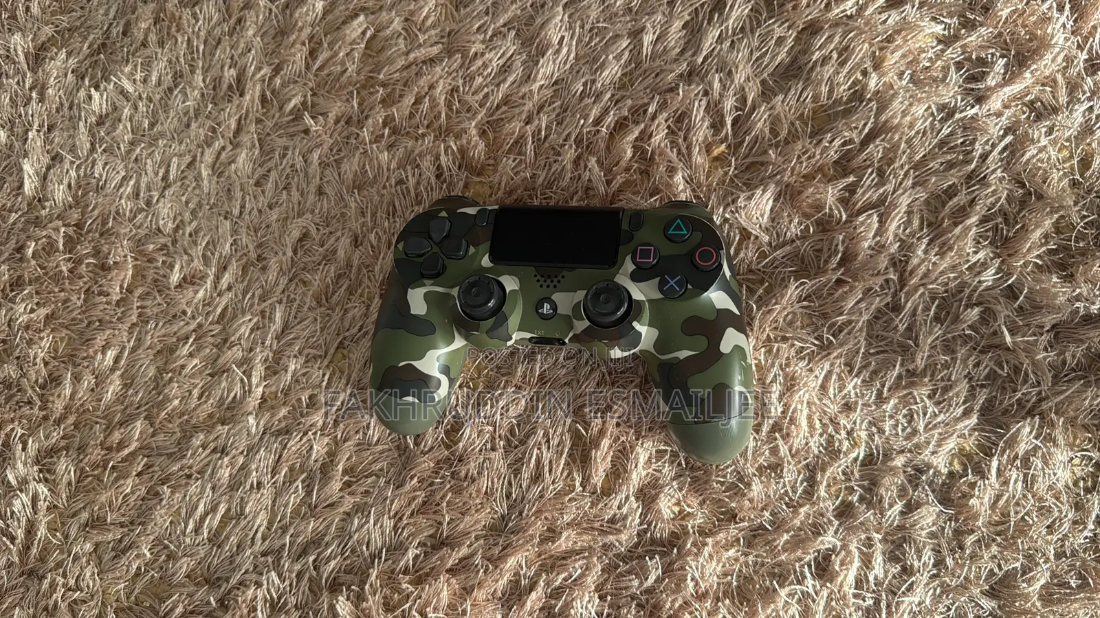 Playstation 4 Slim With 1 Controller