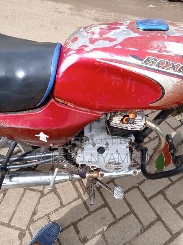 Bajaj Boxer 100 2023 Red - thumbnail 9
