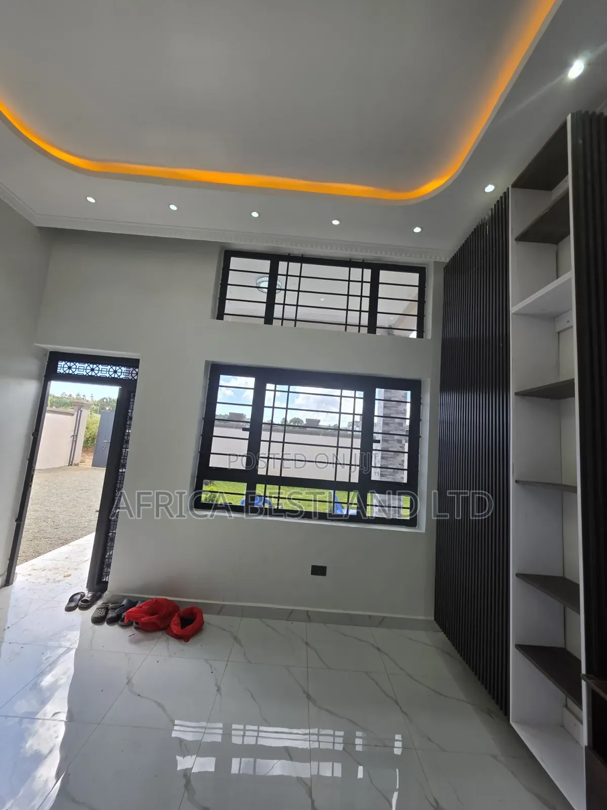 3bdrm Bungalow in Kamangu, Karai for sale