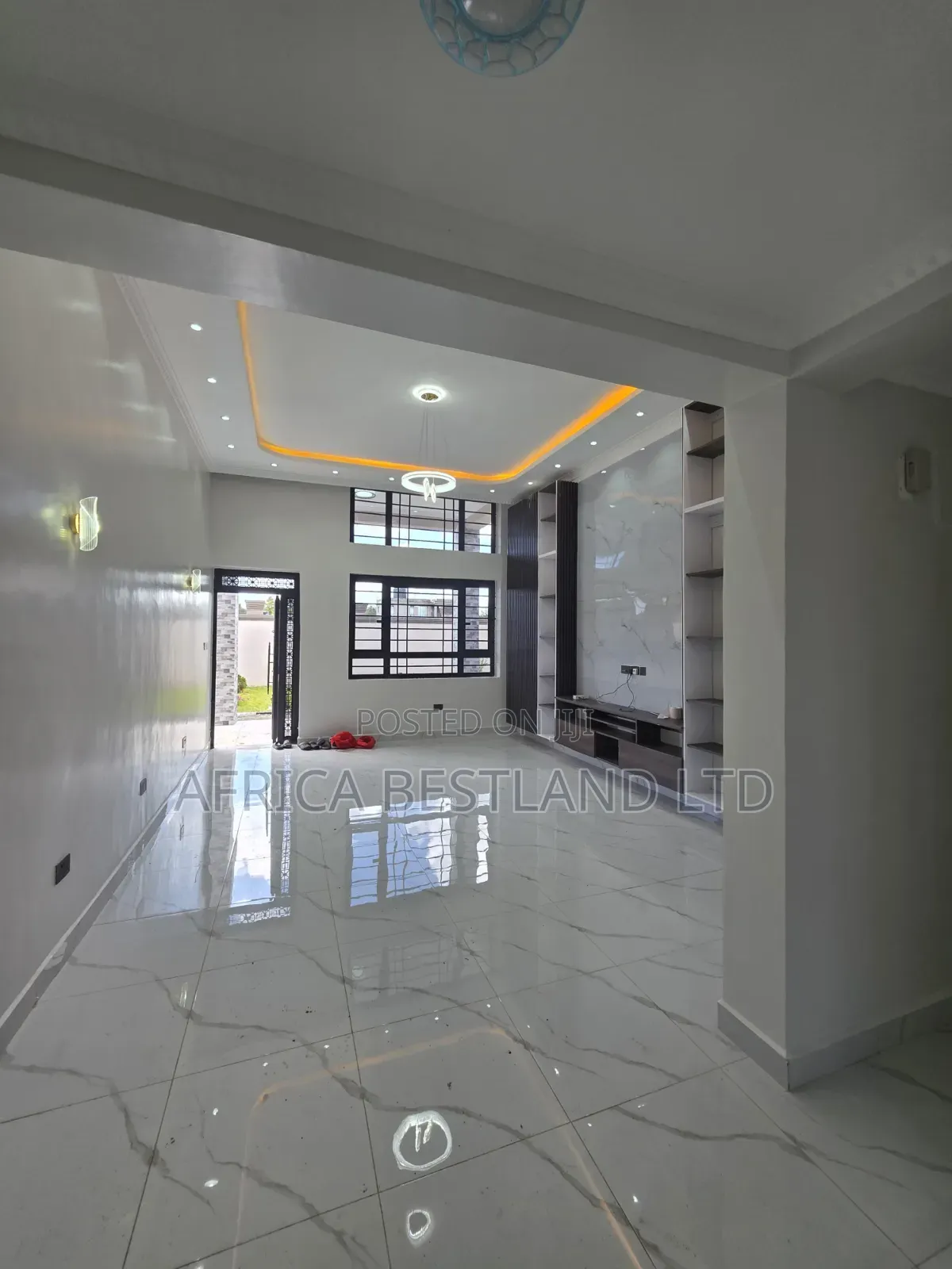 3bdrm Bungalow in Kamangu, Karai for sale