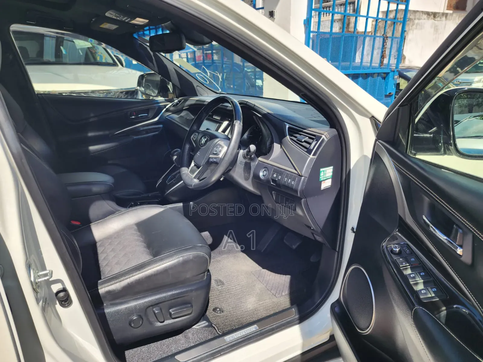 Toyota Harrier 2.0 2020 White
