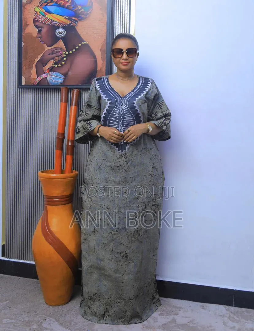 Western African Free Dress
Free Wear 

