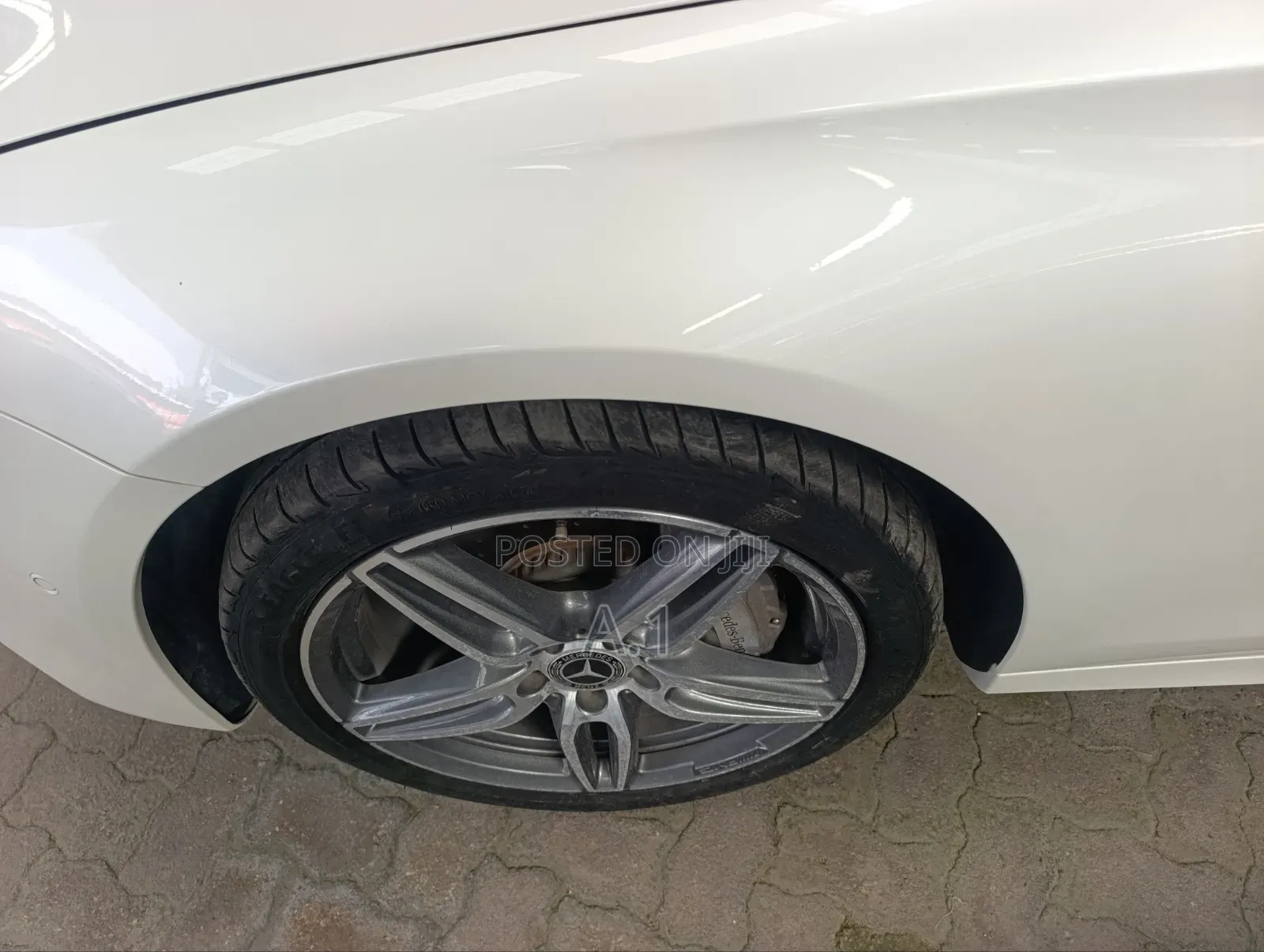 Mercedes-Benz E350e 2019 White
