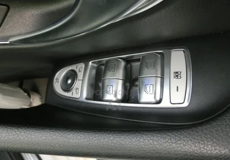 Mercedes-Benz E350e 2019 White