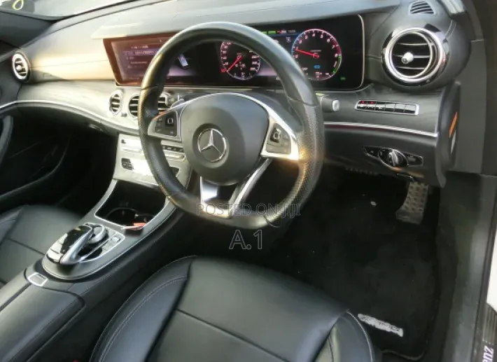 Mercedes-Benz E350e 2019 White