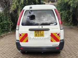 Toyota TownAce 2006 White