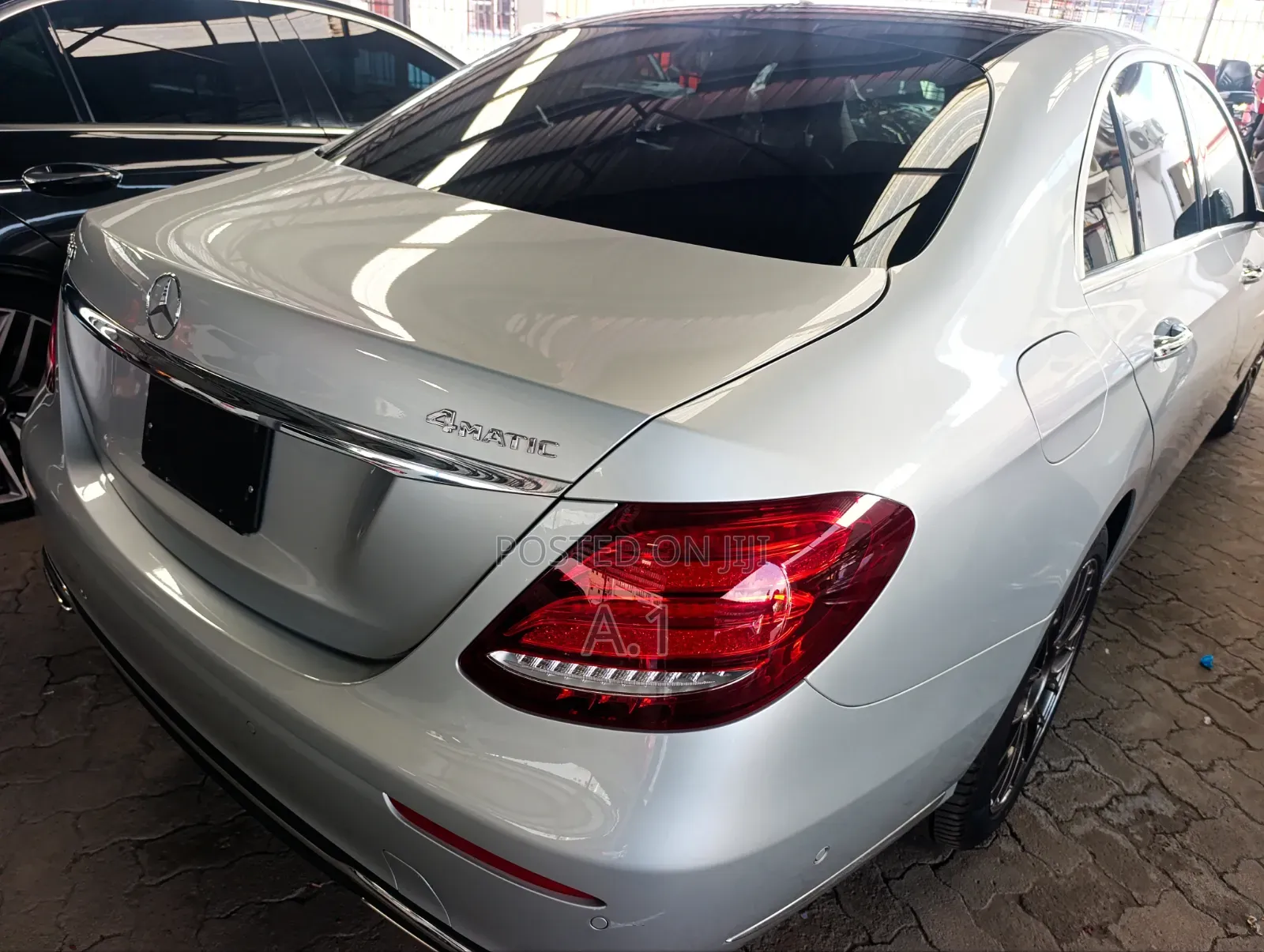 Mercedes-Benz E400 2019 Silver