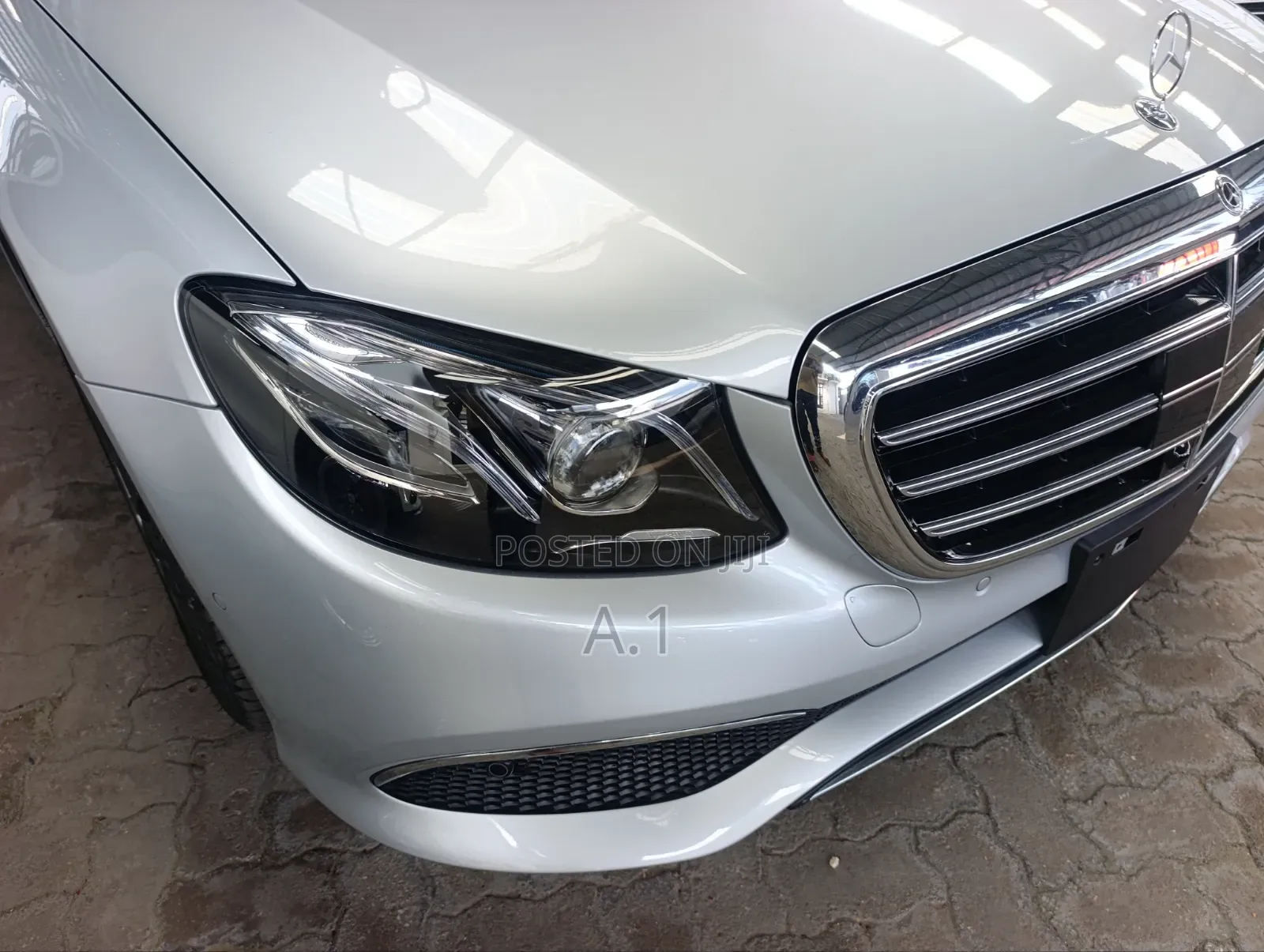 Mercedes-Benz E400 2019 Silver