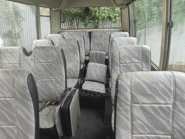 Nissan Civilian 2007 White - thumbnail 4