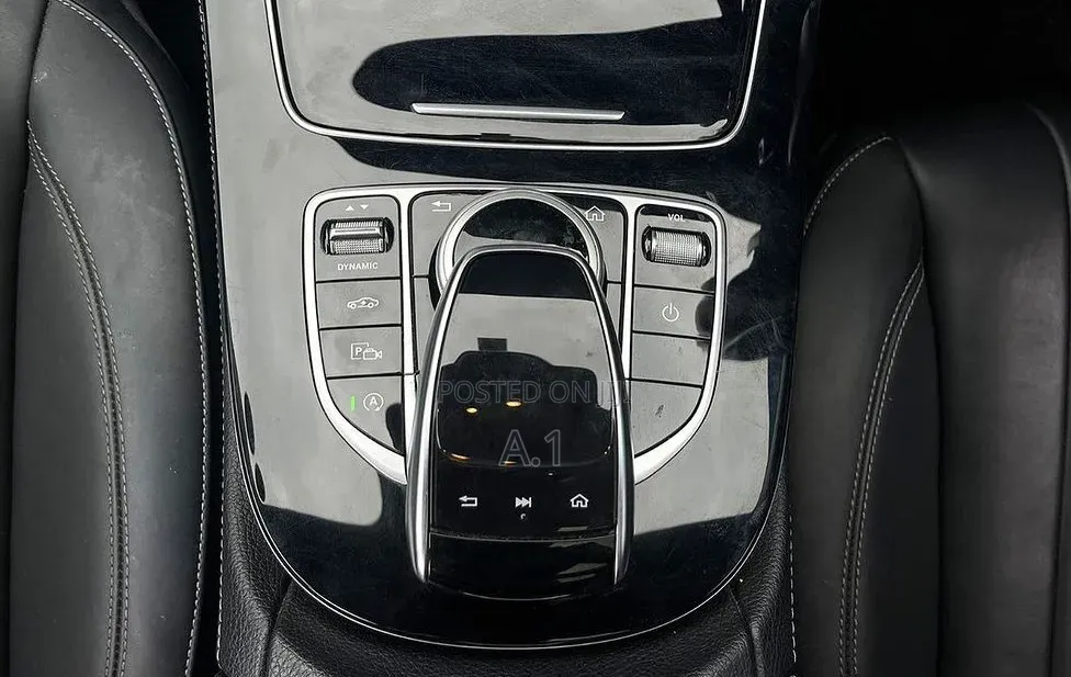 Mercedes-Benz E400 2019 Silver