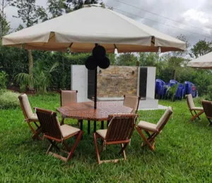 6 Foldable Mahogany Cushions Chairs+Umbrella