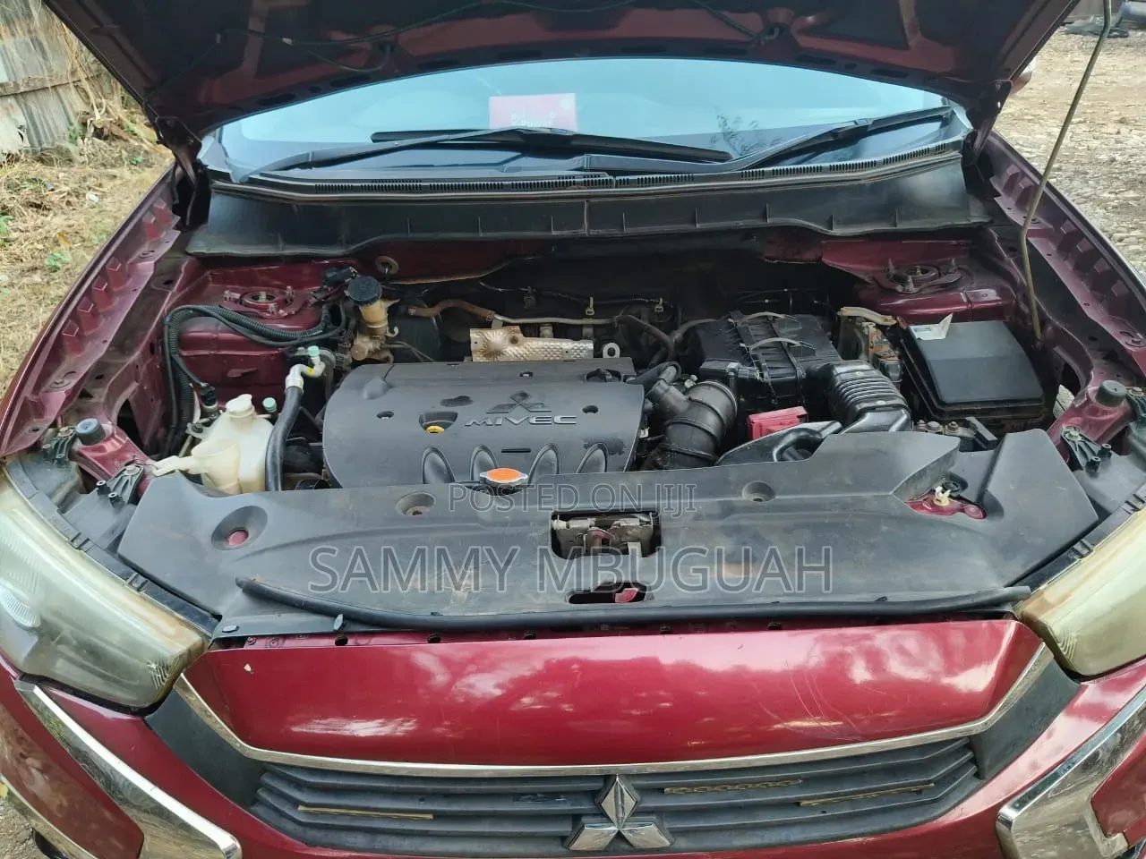 Mitsubishi RVR 2.0 2011 Maroon
