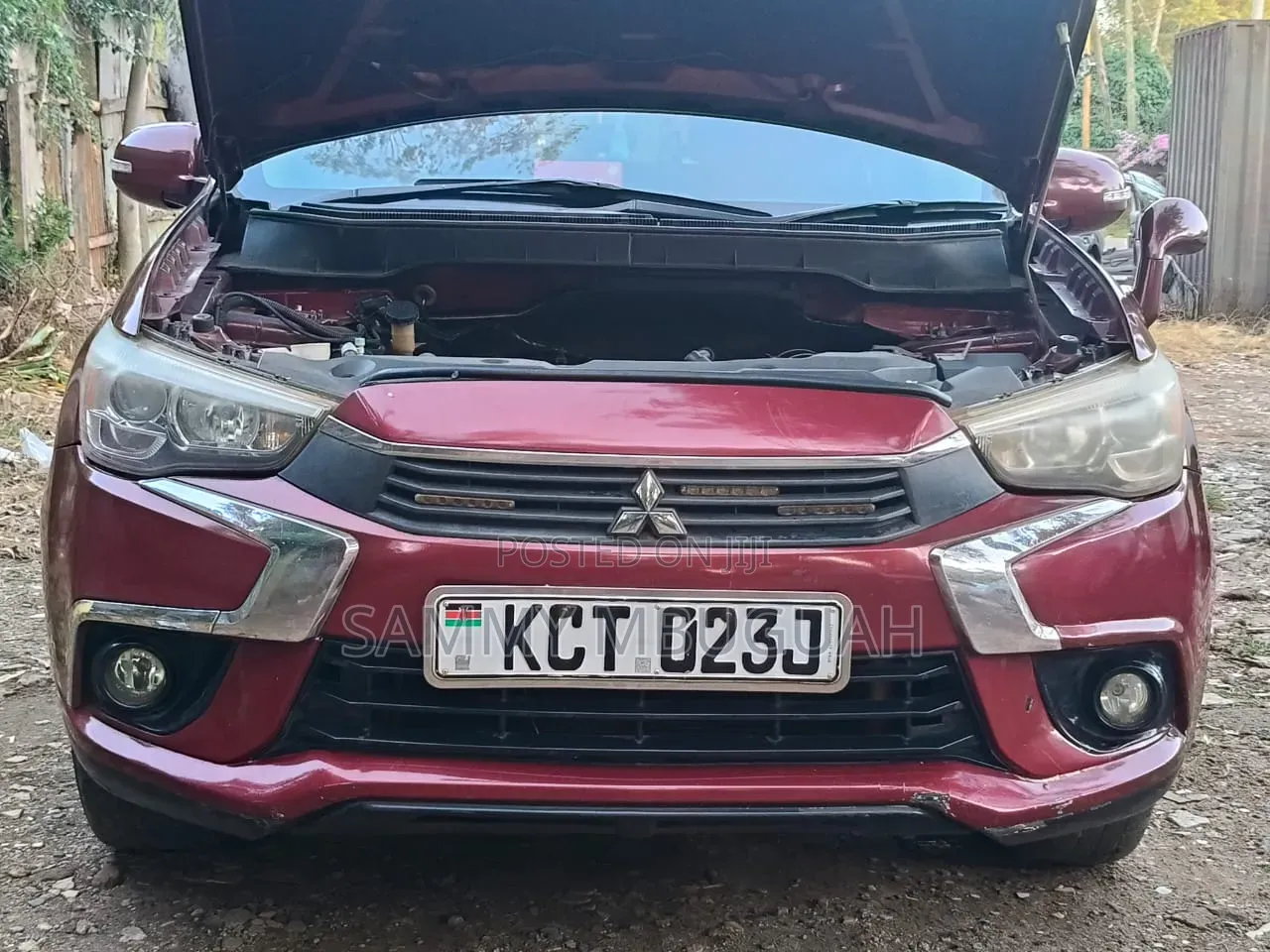 Mitsubishi RVR 2.0 2011 Maroon