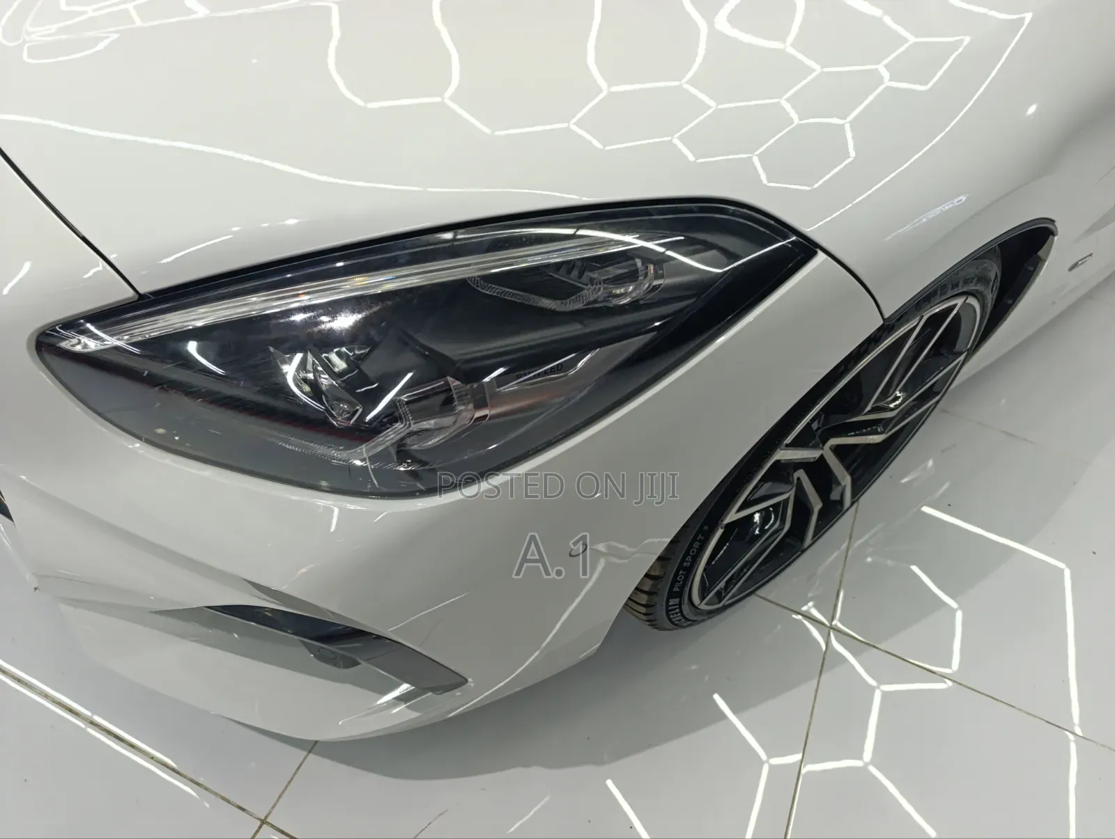BMW Z4 sDrive30i RWD 2019 White