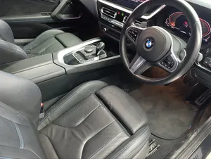 BMW Z4 sDrive30i RWD 2019 White