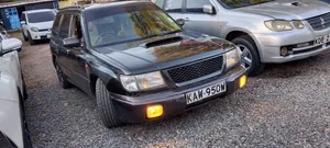 Subaru Forester 2.0 S 2000 Green
