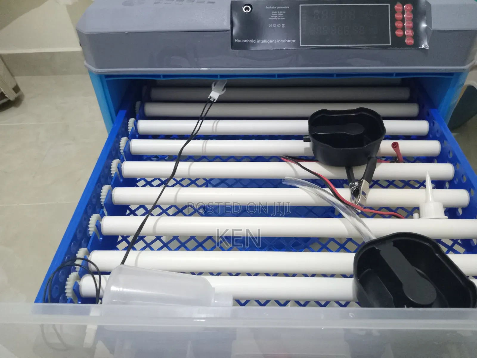 64 Capacity Egg Capacity Incubator