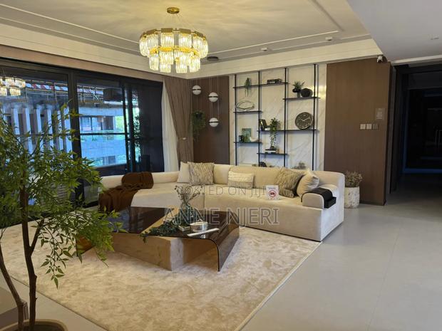 4bdrm Apartment in Kilimani, Hurlingham for sale
