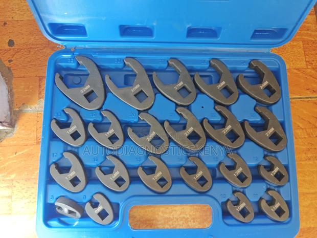 21 Piece Crowfoot Flare Nut Wrench Set 8 to 32 Mm Kit.