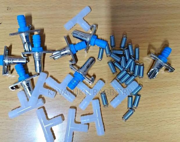 Rabbit Feeders Drinking System Accessories - thumbnail 2