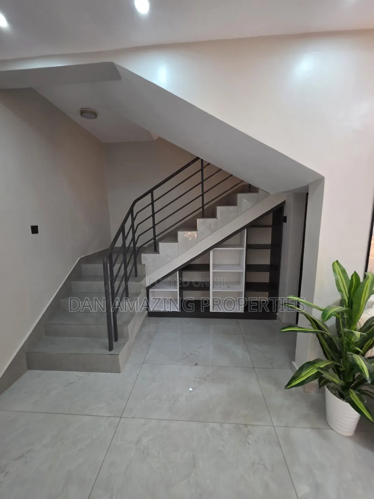 4bdrm Villa in Majengo, Kikambala for sale