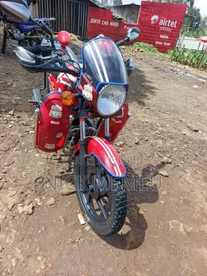 Bajaj Boxer 150 UG 2022 Red