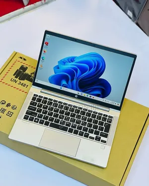 Laptop HP 630 8GB AMD Ryzen 5 SSD 256GB