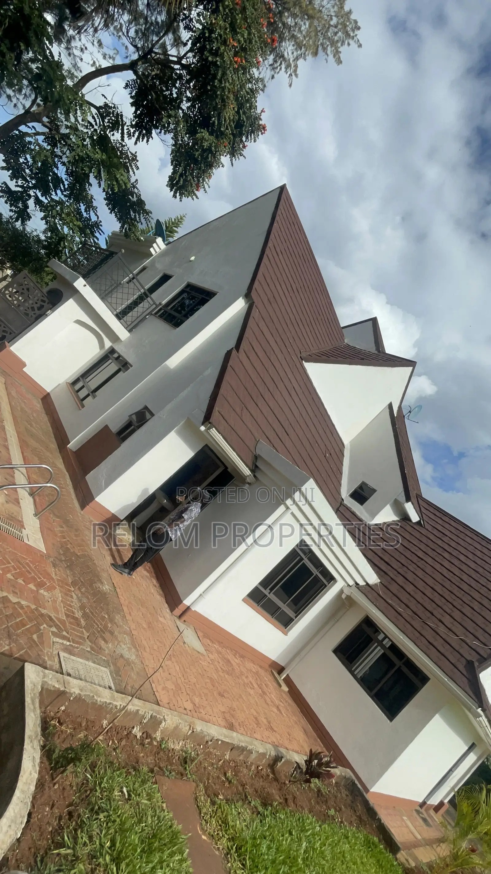 7bdrm Maisonette in Karen for rent