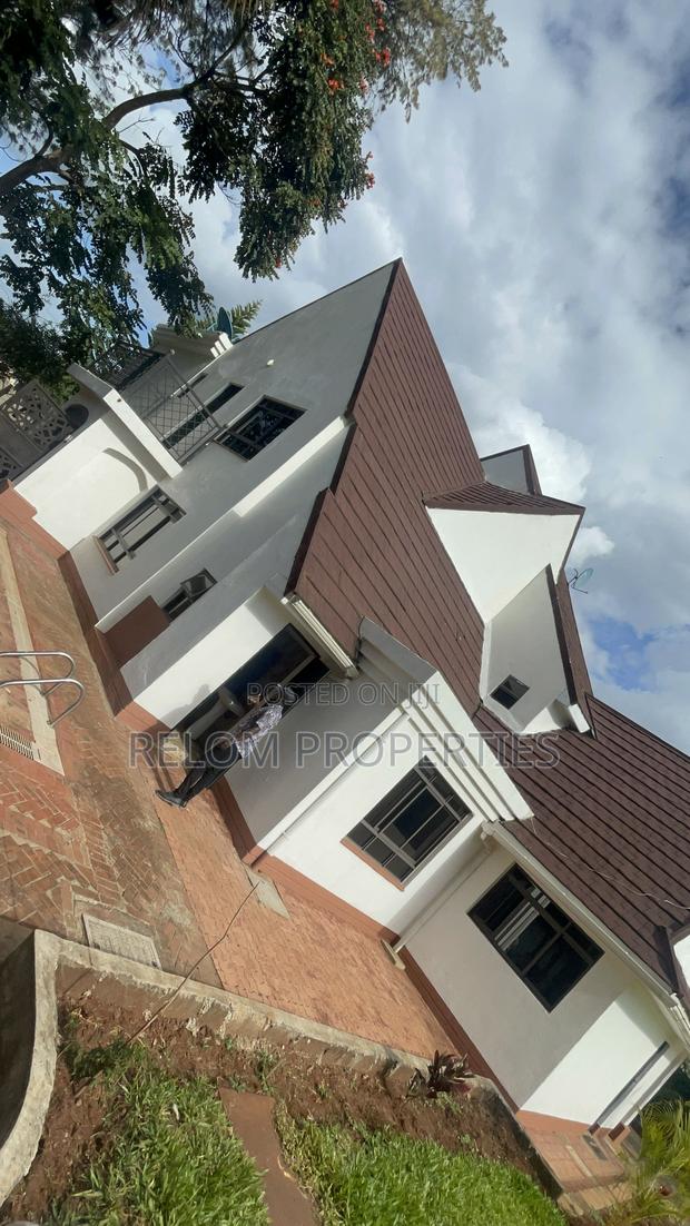 7bdrm Maisonette in Karen for rent
