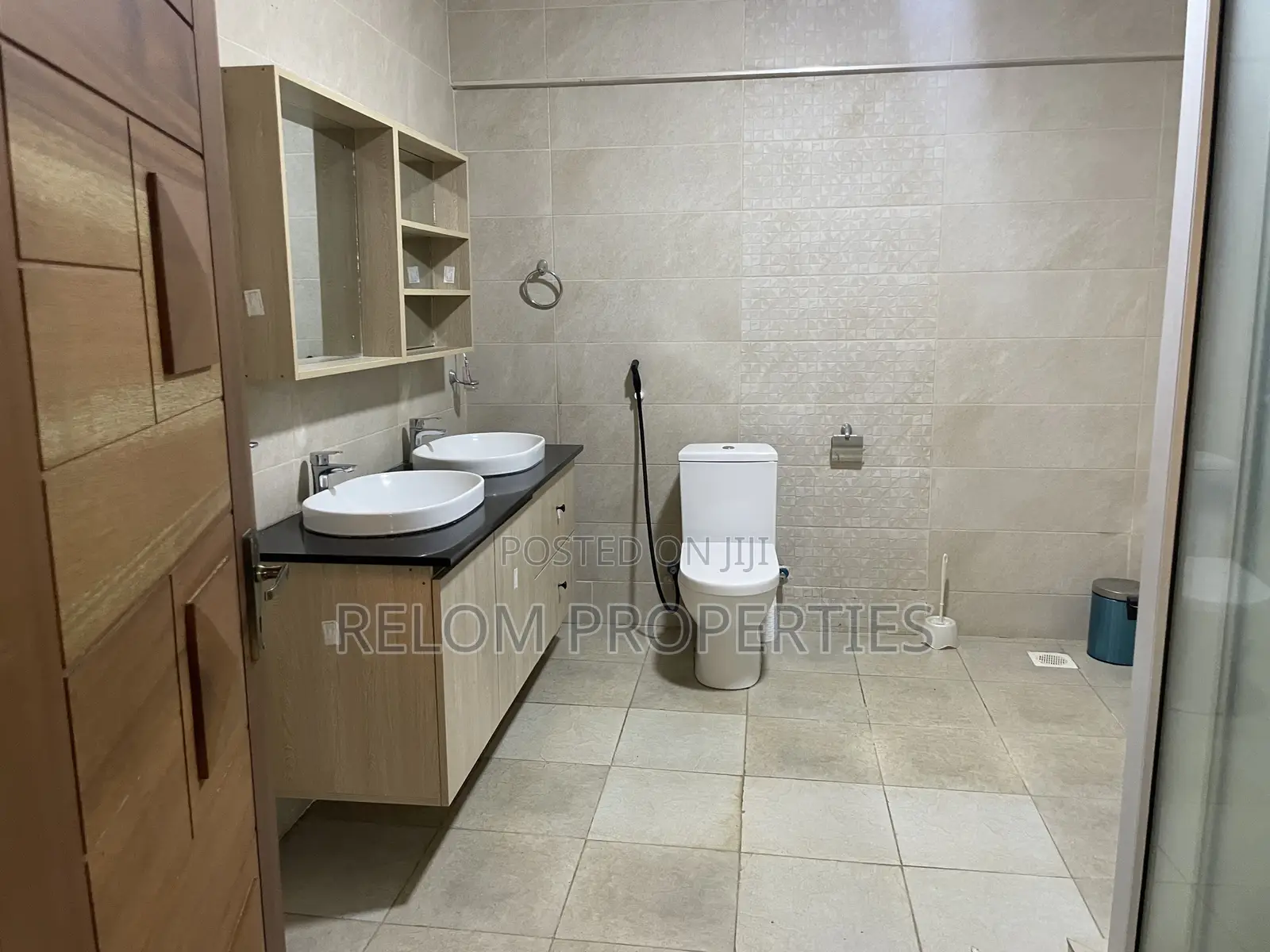 7bdrm Maisonette in Karen for rent